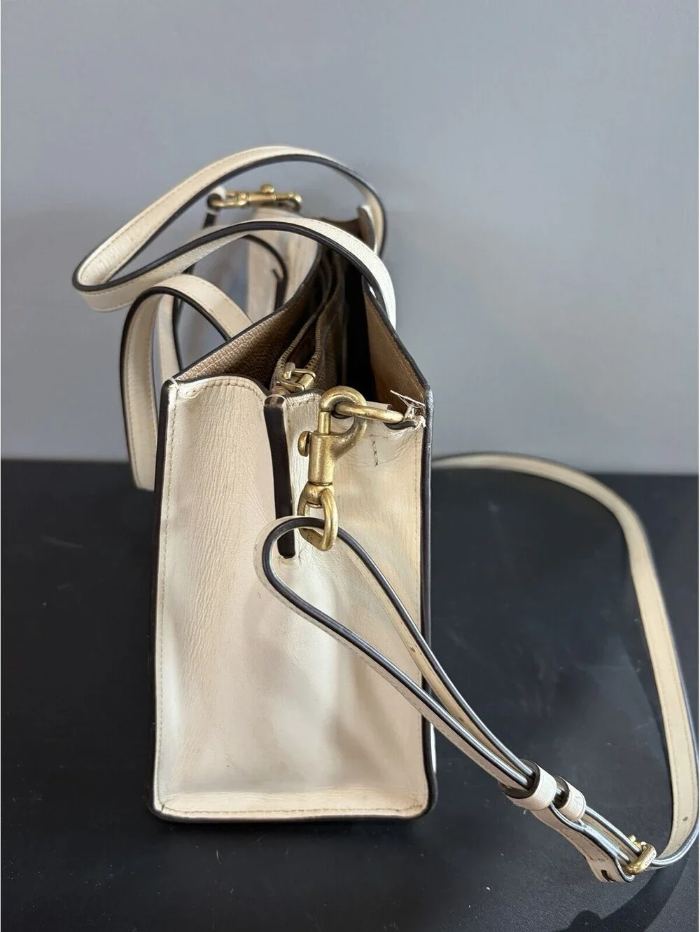 COACH Charlie Carryall Signature Shoulder bag -White Leather